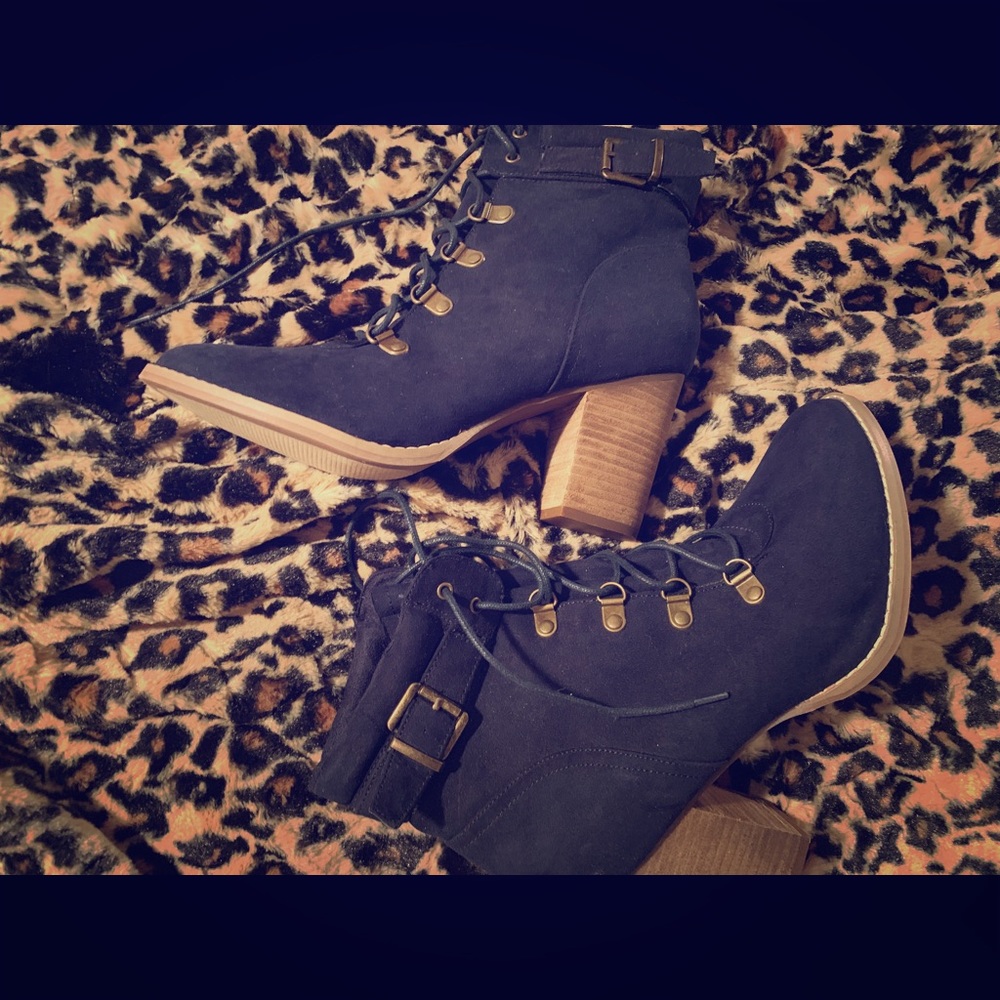 Blue lace up ankle boot